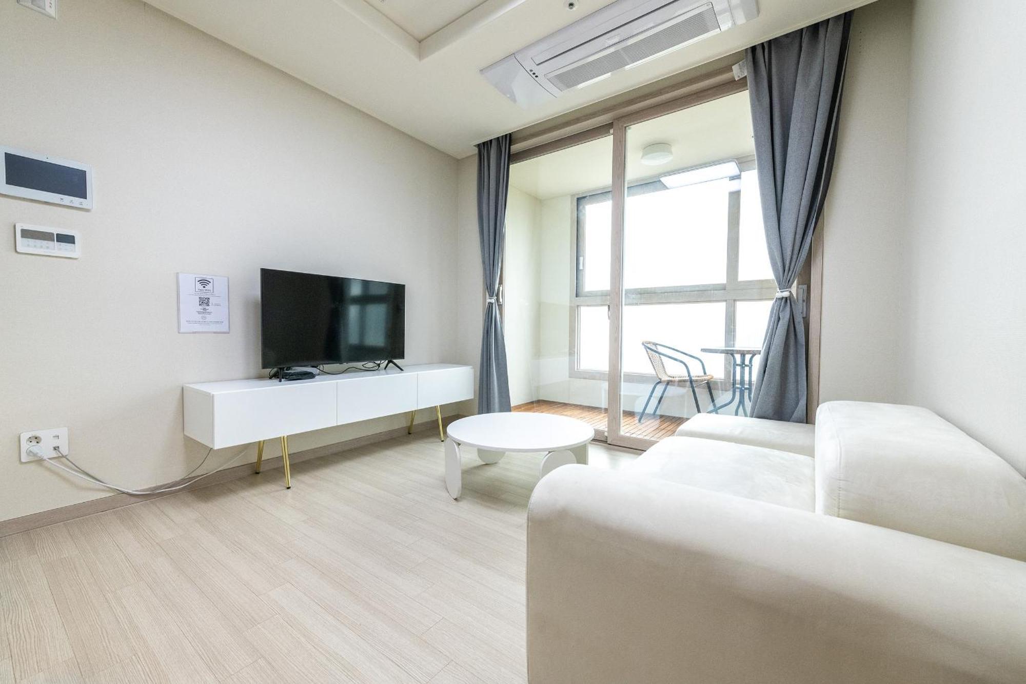 The November Stay In Landmark Inchon Exterior foto